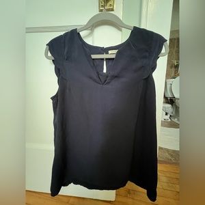 Scalloped navy work top by 41 Hawthorn.